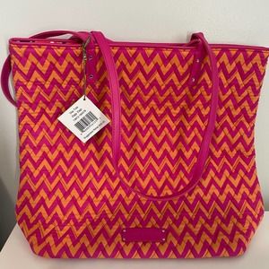 Vera Bradley Ziggy Zag Tote Pink Orange Floral Lining NWT